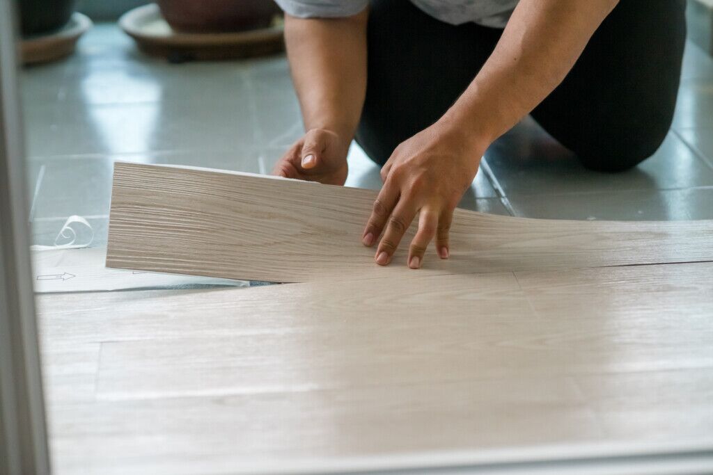 How to Choose the Right Kitchen Flooring – Suitable Options