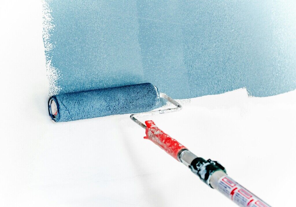 What types of decorative paints serve as a finishing touch for decoration