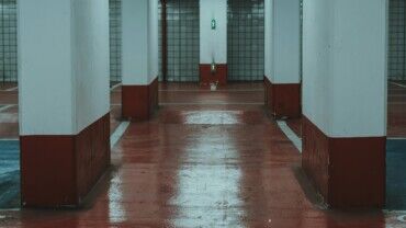 Industrial vs Commercial Epoxy Flooring